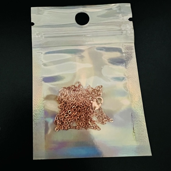 Brand New 14k Rose Gold Plated Cable Chain - Picture 5 of 5